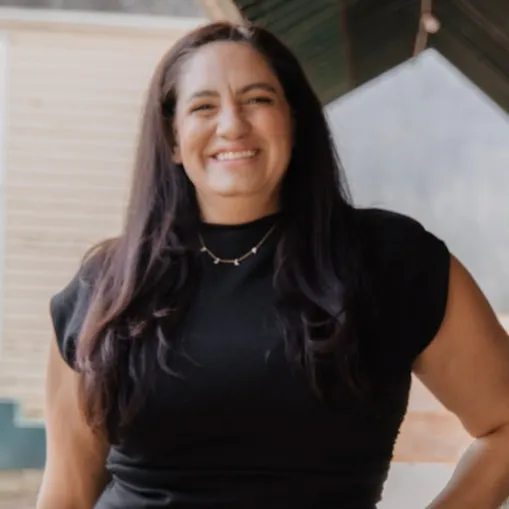 Sophia Marquez, Agent in  - Compass