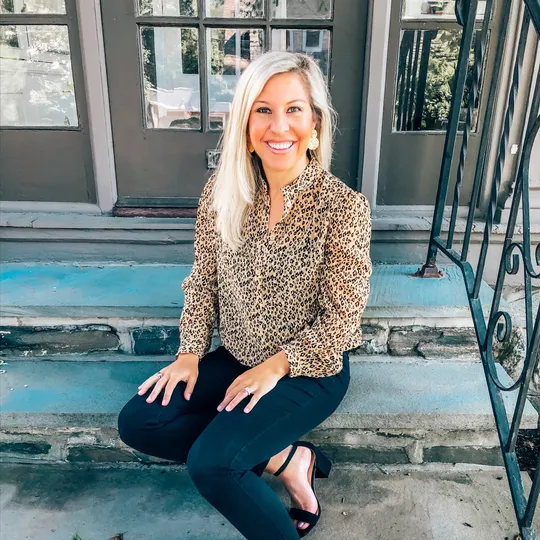 Lindsey Vogel, Agent in  - Compass