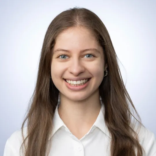 Jessica Salah, Agent in  - Compass