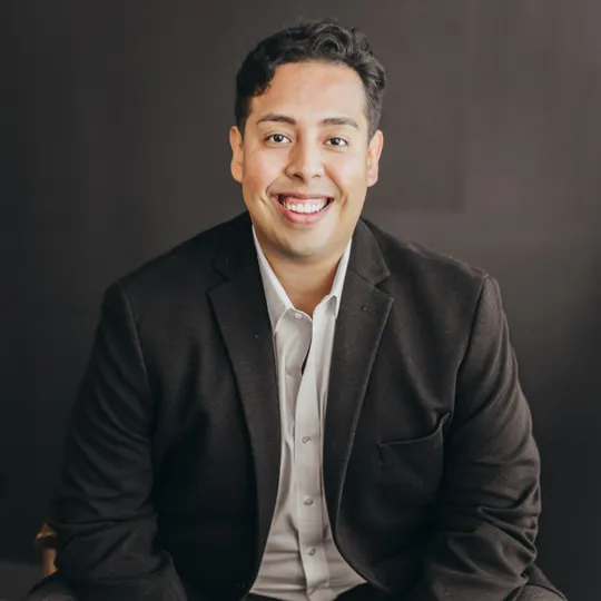 Joe Segovia, Agent in  - Compass