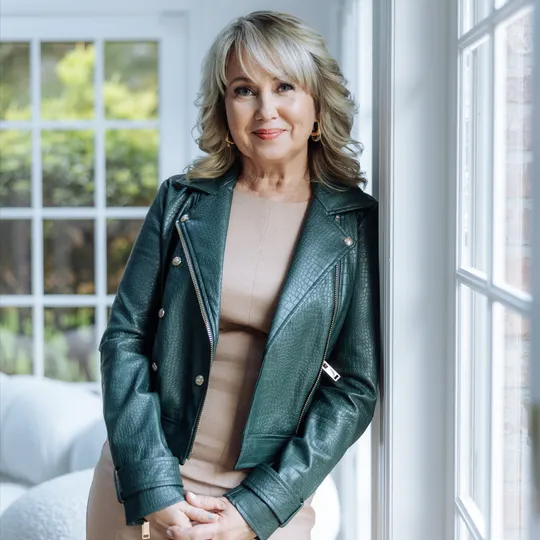 Jayne Camlin, Agent in  - Compass