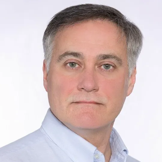 Tom Urian, Agent in  - Compass