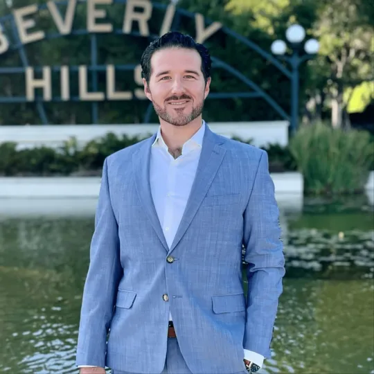 Tyler Neale, Agent in  - Compass