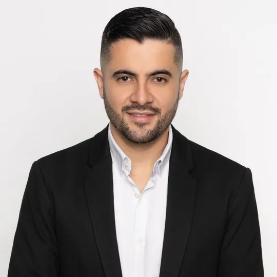 Hector Mayorga, Agent in  - Compass