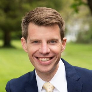 Headshot of Evan Bollaci