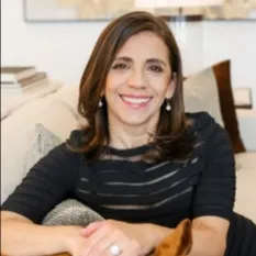 Soraya Martinez, Agent in  - Compass