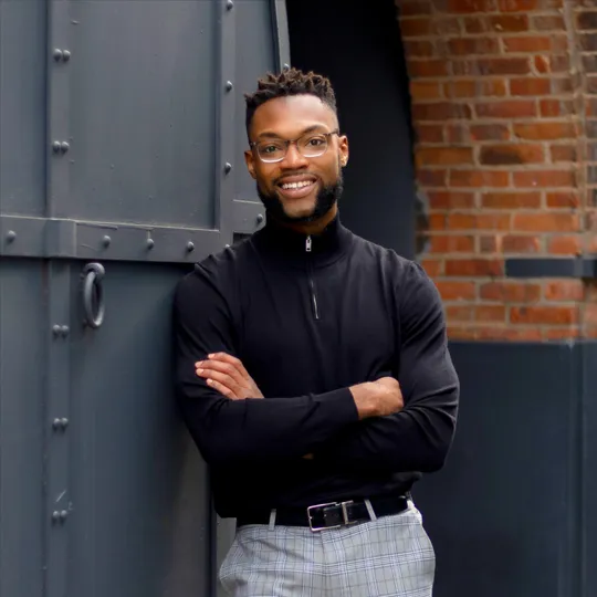 Everett Smith, Agent in  - Compass