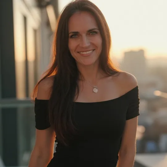 Jessica Abegg, Agent in  - Compass