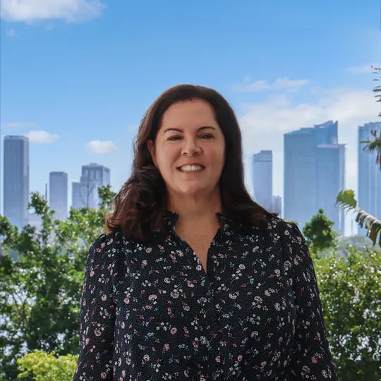 Liz Hogan, Agent in  - Compass