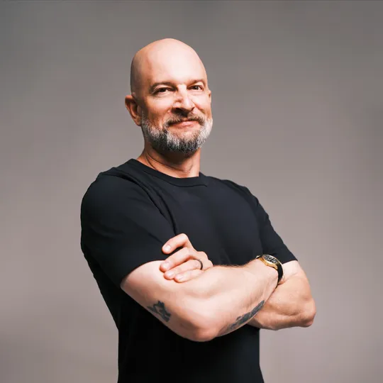 Geoff Martin, Agent in  - Compass