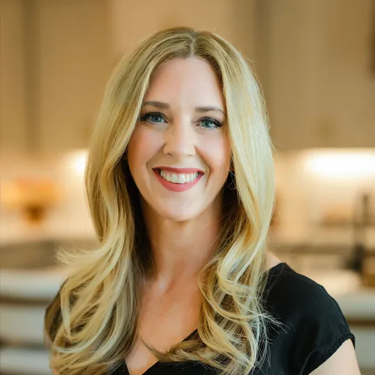 Keri Jackson, Agent in  - Compass