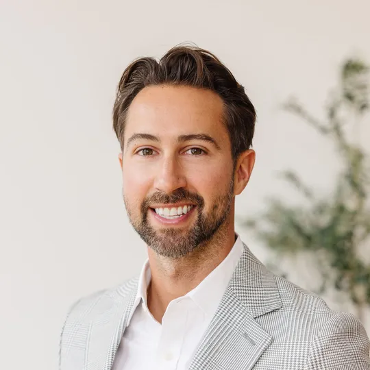 Darrell Scott, Agent in  - Compass