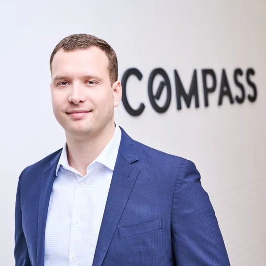 Alexander Koziakov, Agent in  - Compass