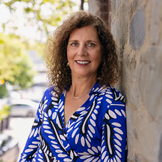 Susan Perry, Agent in  - Compass