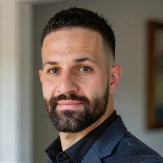 Austin Davis, Agent in  - Compass
