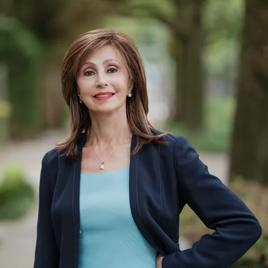 Raisa Galper, Agent in  - Compass