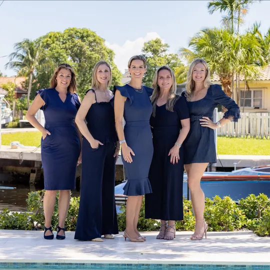 The Tinka Ellington Group, Agent in  - Compass