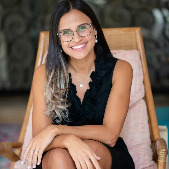 Marielle Parra, Agent in  - Compass