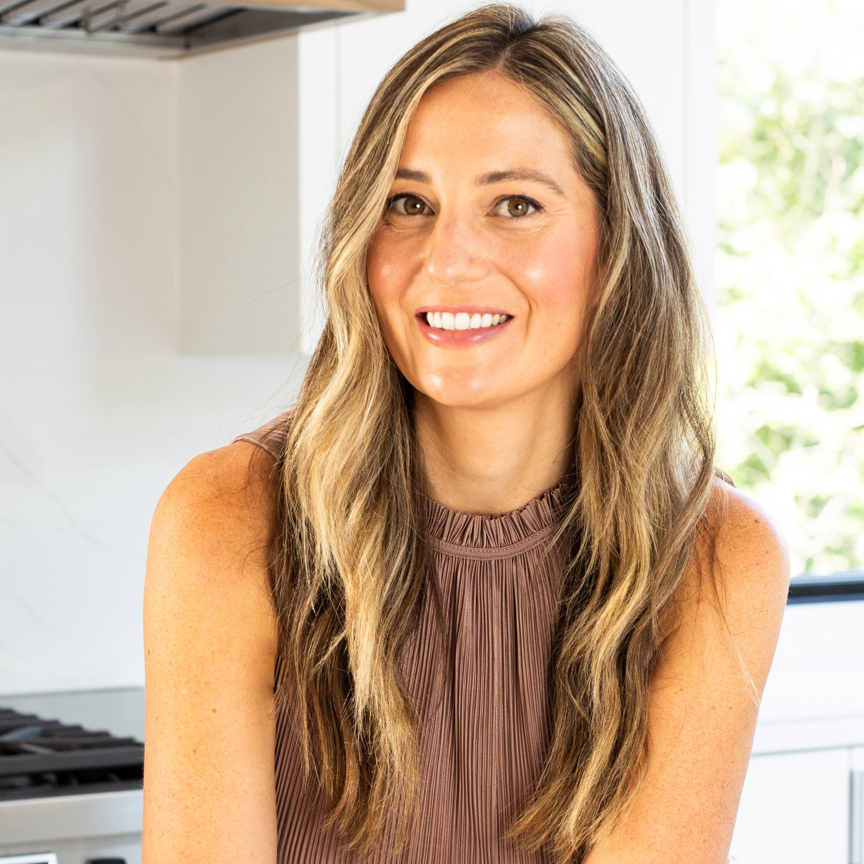 Headshot of Lauren Carabelli