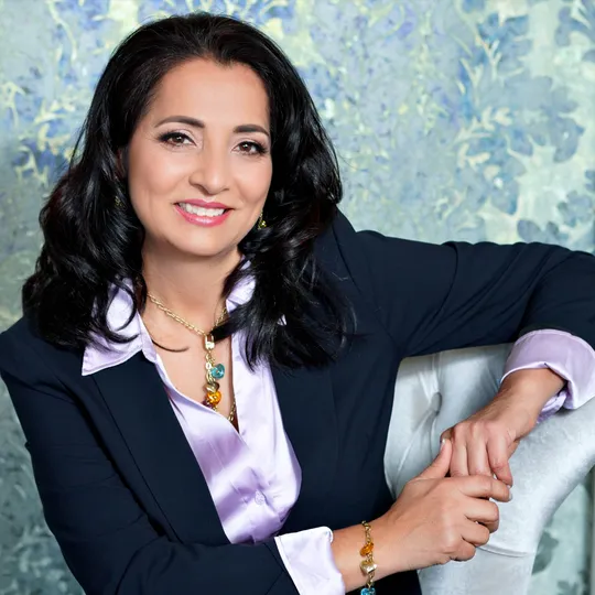 Gina Serrato, Agent in  - Compass