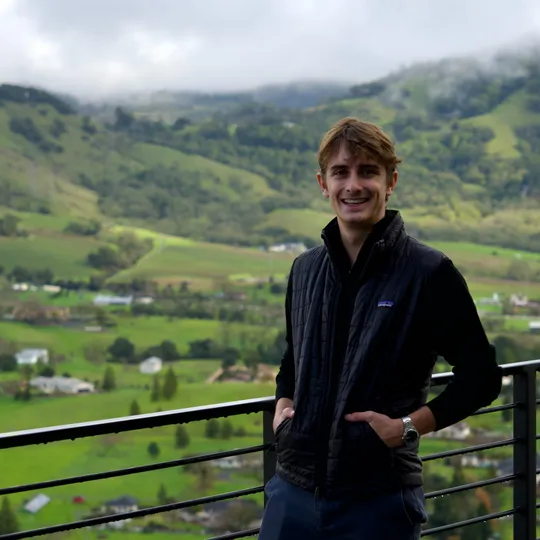 Jayk Oberkirch, Agent in  - Compass