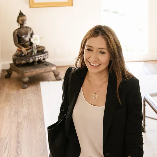 Jenny Ford, Agent in  - Compass