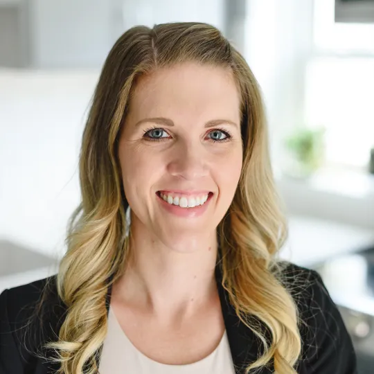 Terra Tucker, Agent in  - Compass