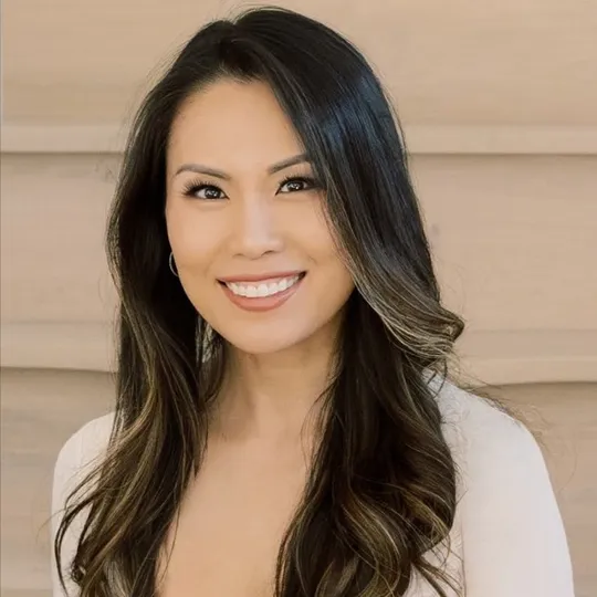 Debbie Efthimos, Agent in  - Compass