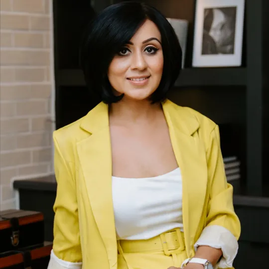 Neha Avasthi, Agent in  - Compass