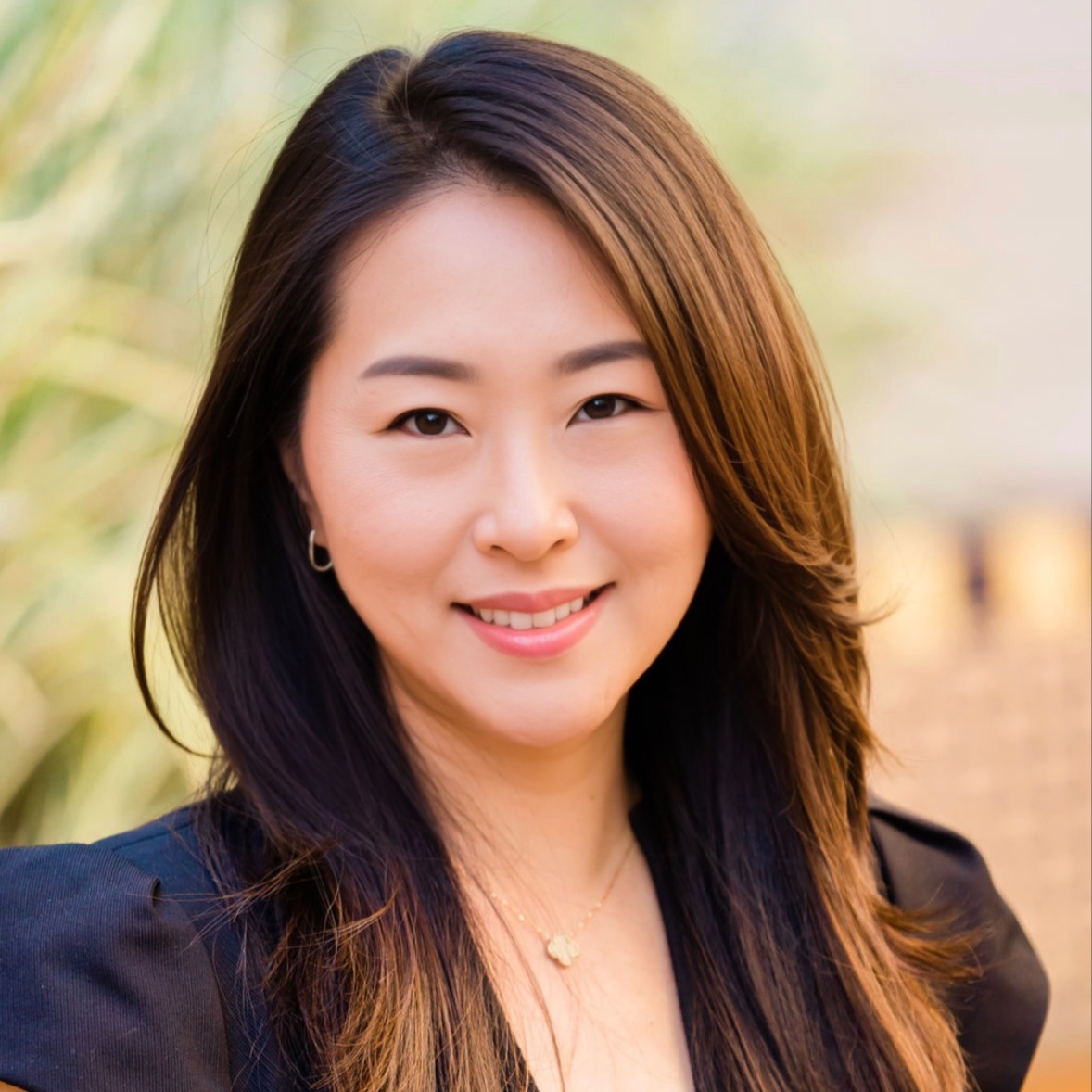 Headshot of Diana Hong