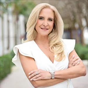 Cristina I. Ramirez, Agent in  - Compass