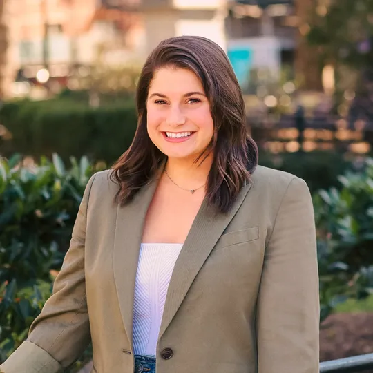 Chelsea Hale, Agent in  - Compass