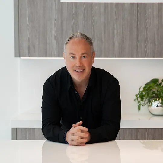 Harvey Klaiman, Agent in  - Compass