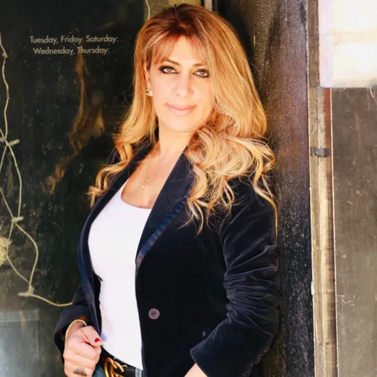 Katherine Kabaei, Agent in  - Compass