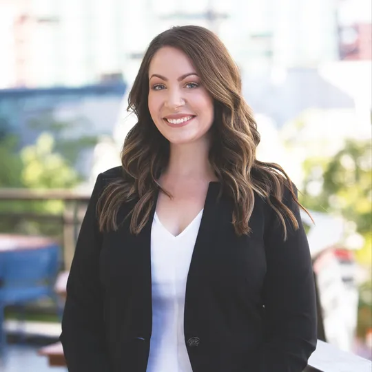 Beth Havlik, Agent in  - Compass