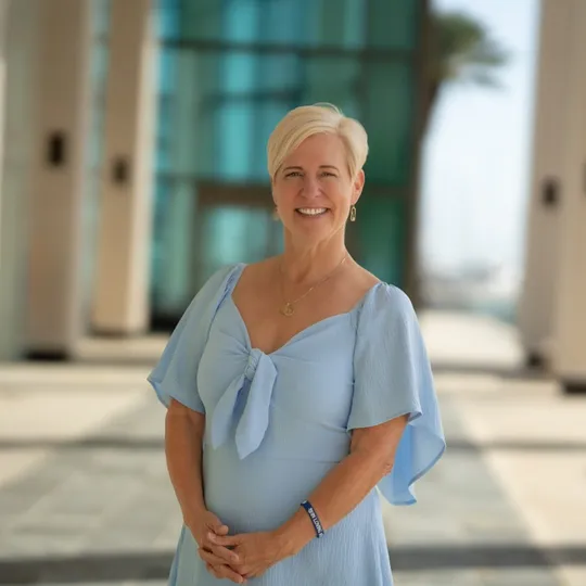 Melinda Persuitte, Agent in  - Compass