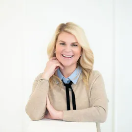 Emily Bearden, Agent in  - Compass