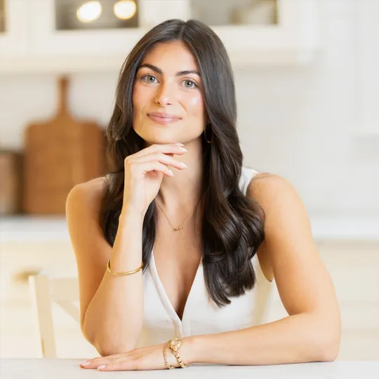 Joanna Poritzky, Agent in  - Compass