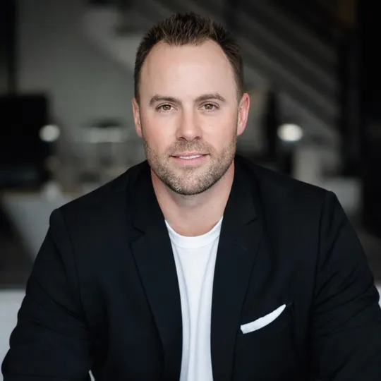 Jesse Dunbar, Agent in  - Compass