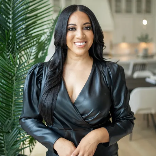 Candace Dantzler, Agent in  - Compass