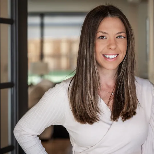 Sydney Harned, Agent in  - Compass