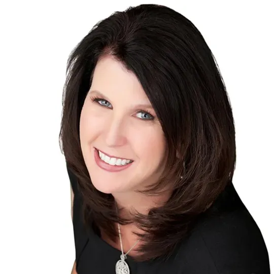 Cathy Schuster, Agent in  - Compass