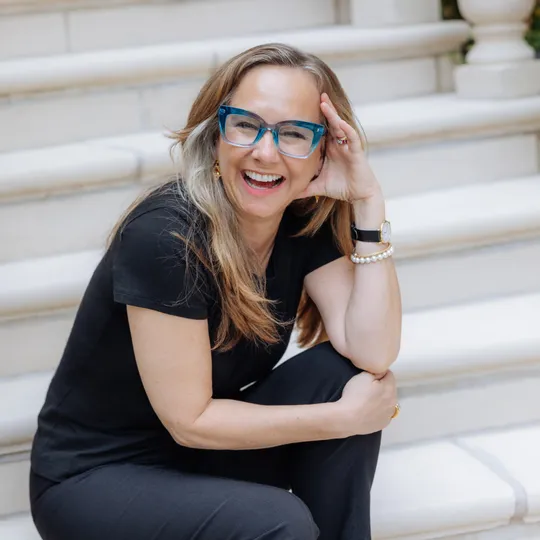 Naomi Kurzyna, Agent in  - Compass