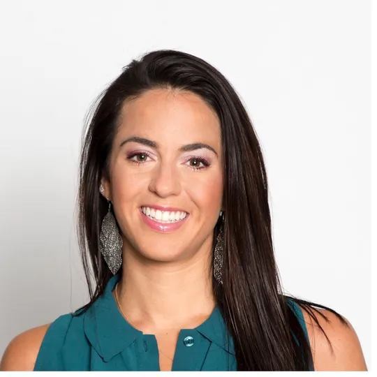 Susan DiLacqua, Agent in  - Compass