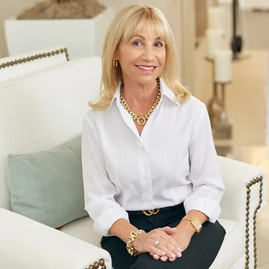 Karen Sklawer, Agent in  - Compass