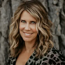 Kimberly Cramer, Agent in  - Compass