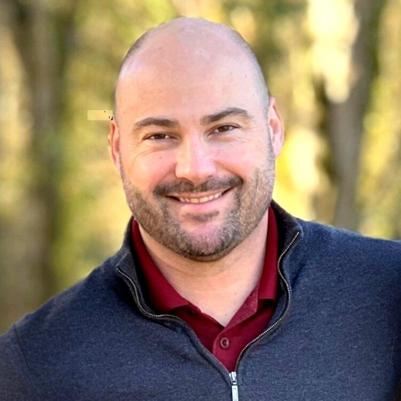 Headshot of Will Russell