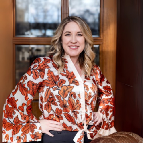 Headshot of Lisa Hufford