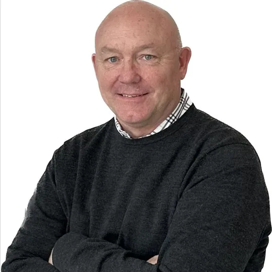 Jack Lattner, Agent in  - Compass