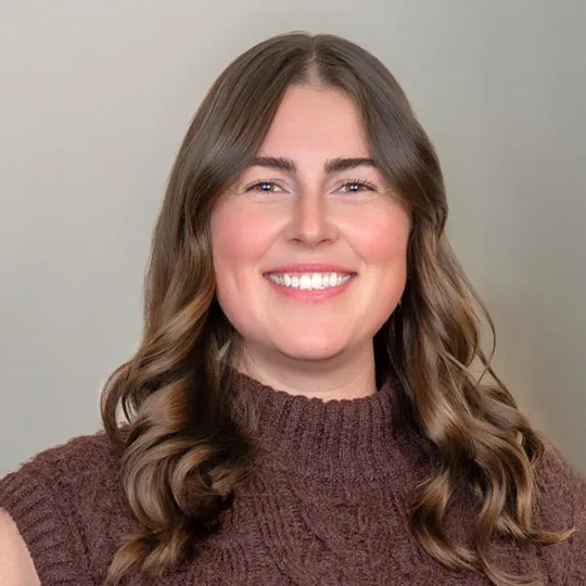 Courtney Pasquinelli, Agent in  - Compass